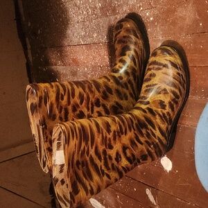 Leopard Print Rain boots